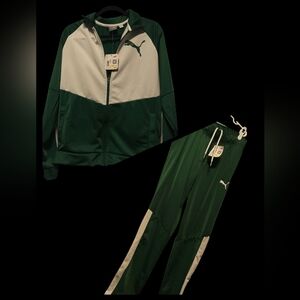 Puma Men's Green and White Outfit